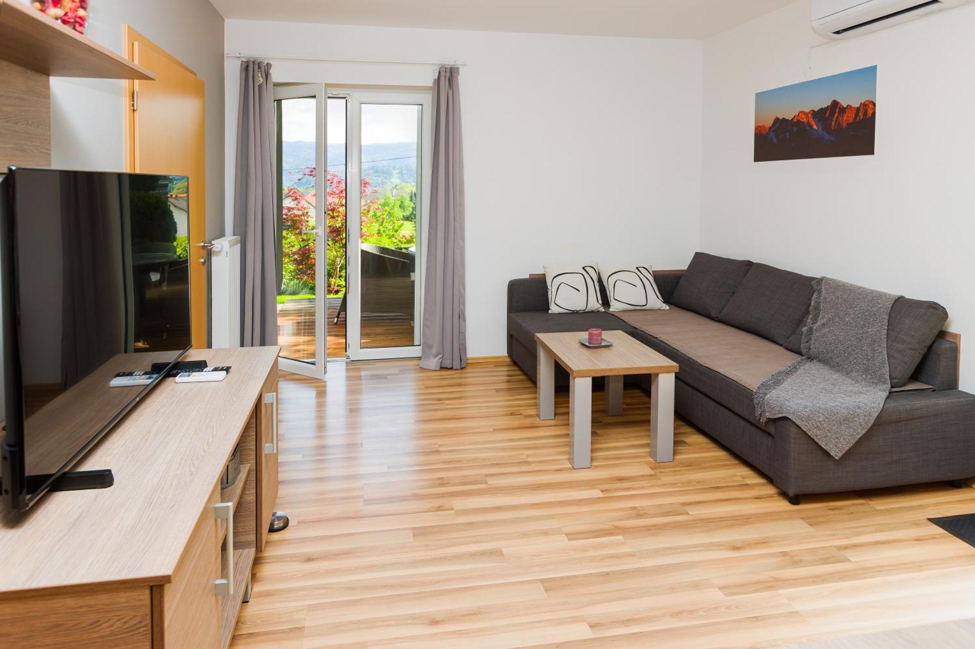 Modern Apartment Bled Ngoại thất bức ảnh