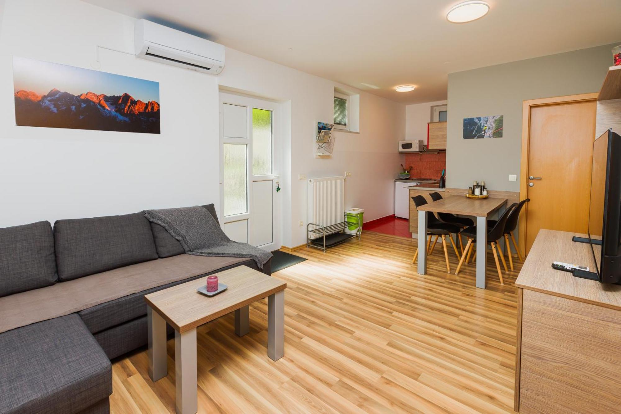 Modern Apartment Bled Ngoại thất bức ảnh