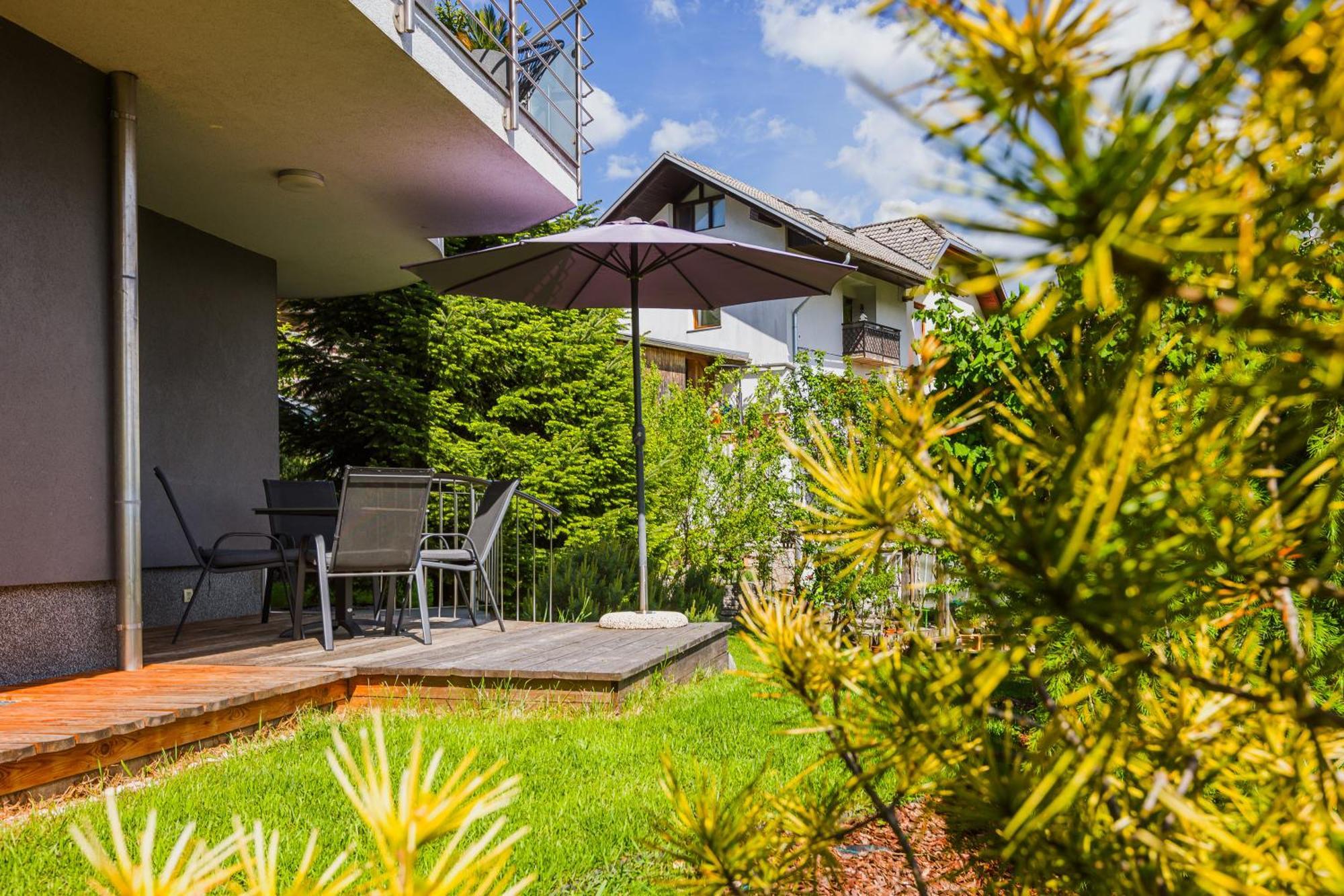 Modern Apartment Bled Ngoại thất bức ảnh
